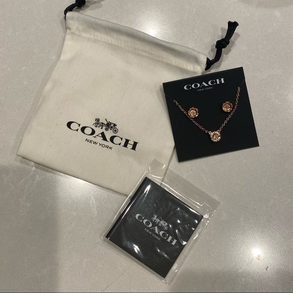 Coach Open Circle Necklace and Tea Rose Stud Set - Picture 5 of 6